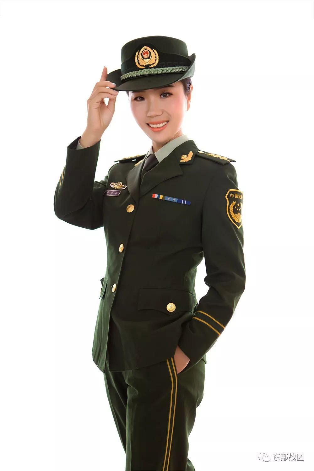 简介:2010年入伍,东部战区陆军某旅三级士官,因为个头比较高(万万想不