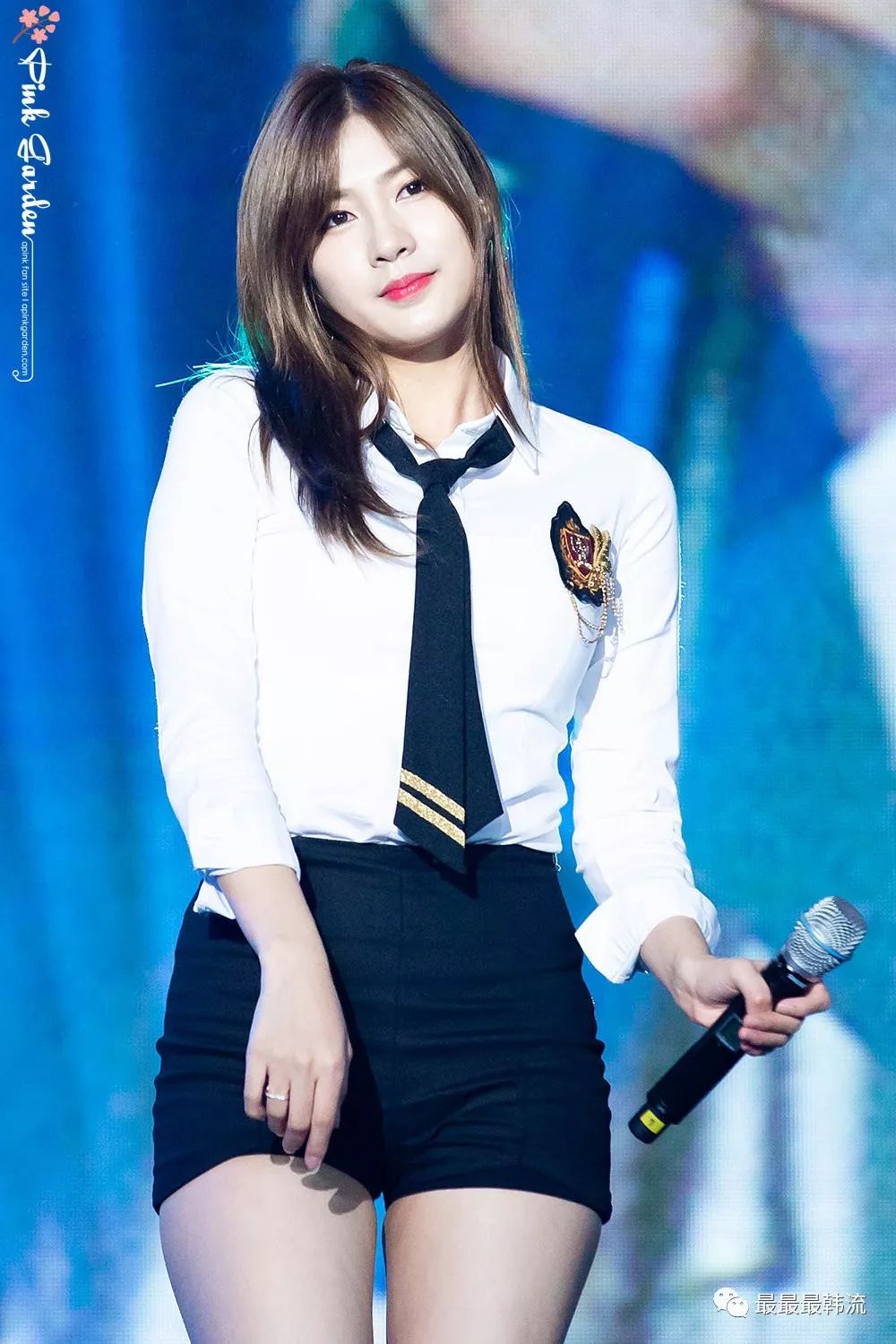 胖到不敢认?她真的该做做身材管理了…|吴夏荣|身材|夏荣_新浪新闻