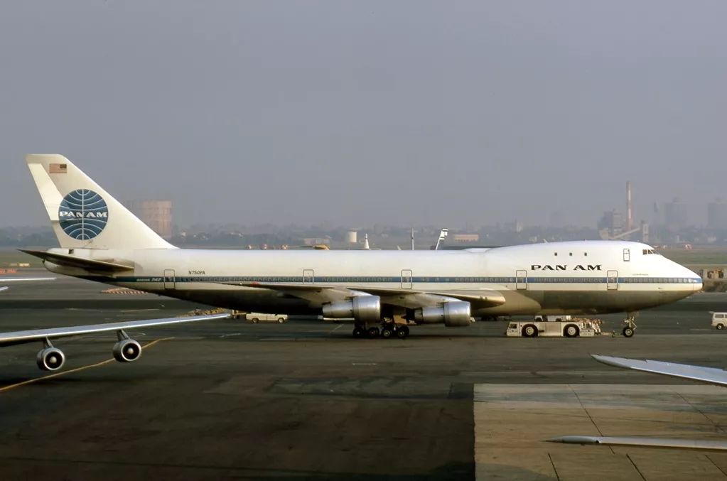 维克多快帆号(clipper victor)操作人员:  泛美航空公司注册编号