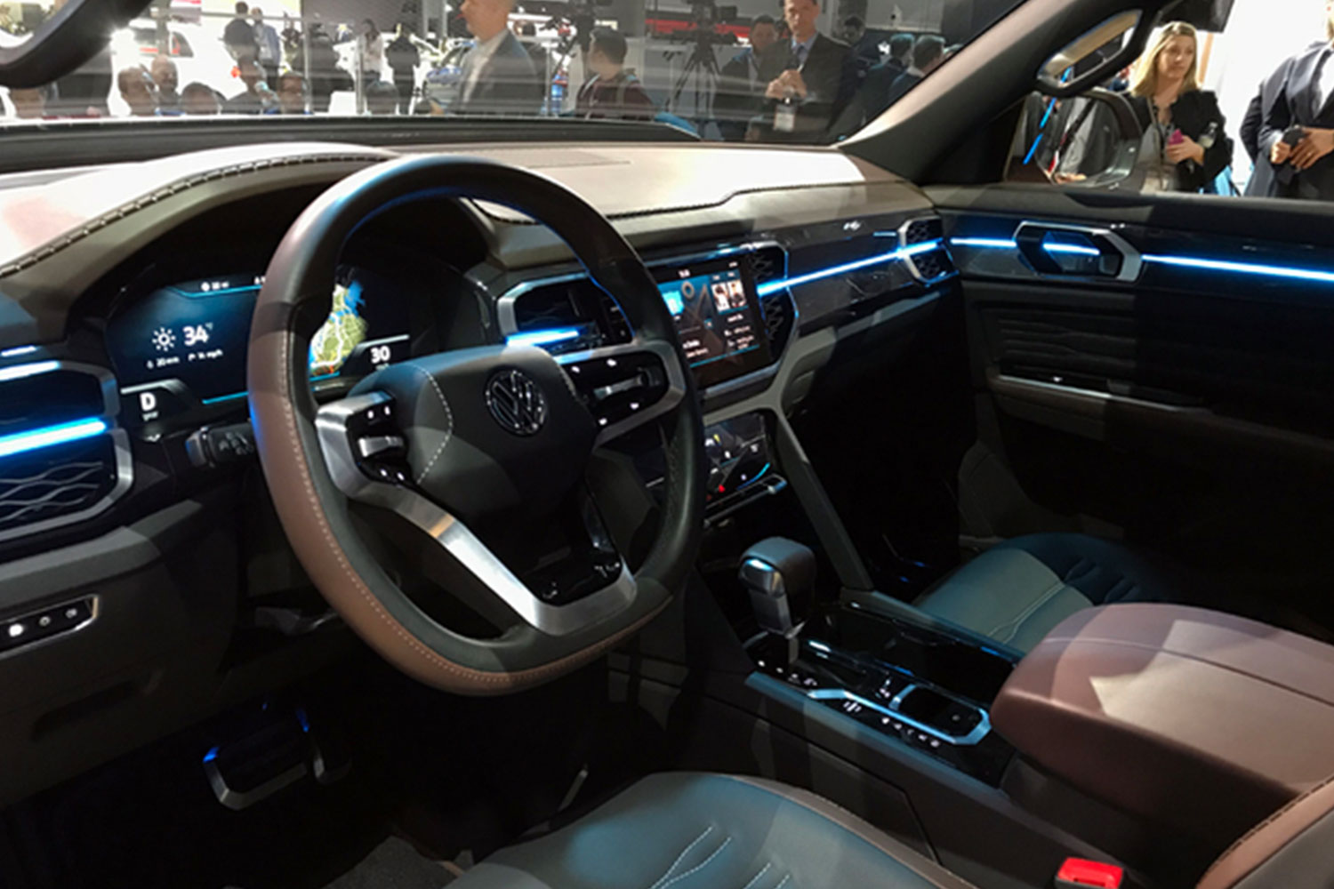 大众全新皮卡概念车亮相纽约车展 造型前卫