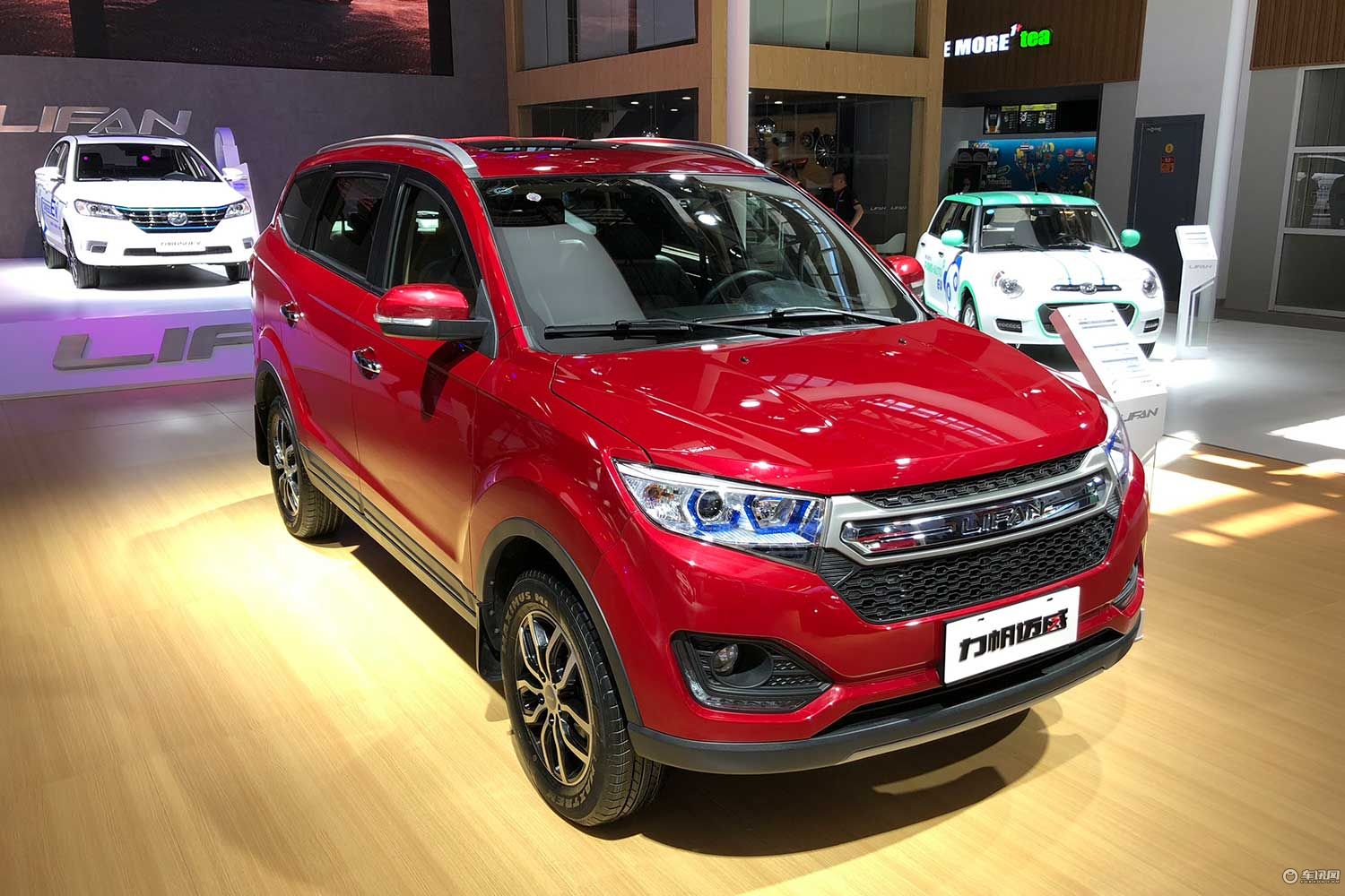 2018北京车展:力帆发布全新电动车 650ev