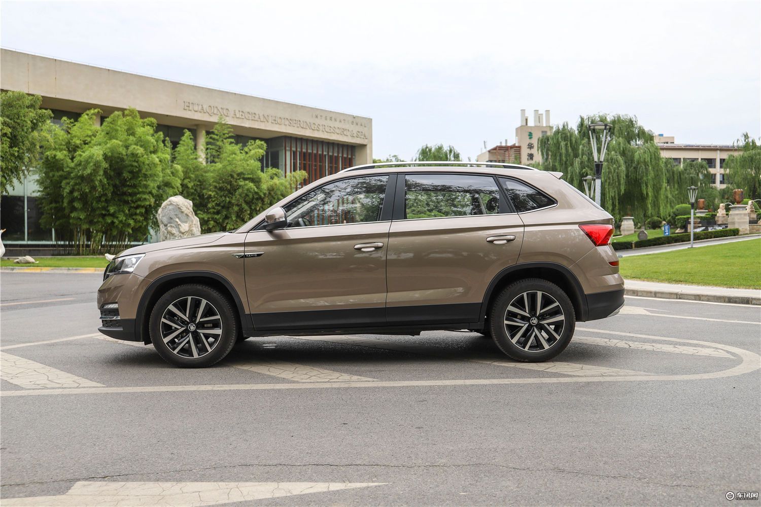 斯柯达柯米克正式上市售价10991309万元