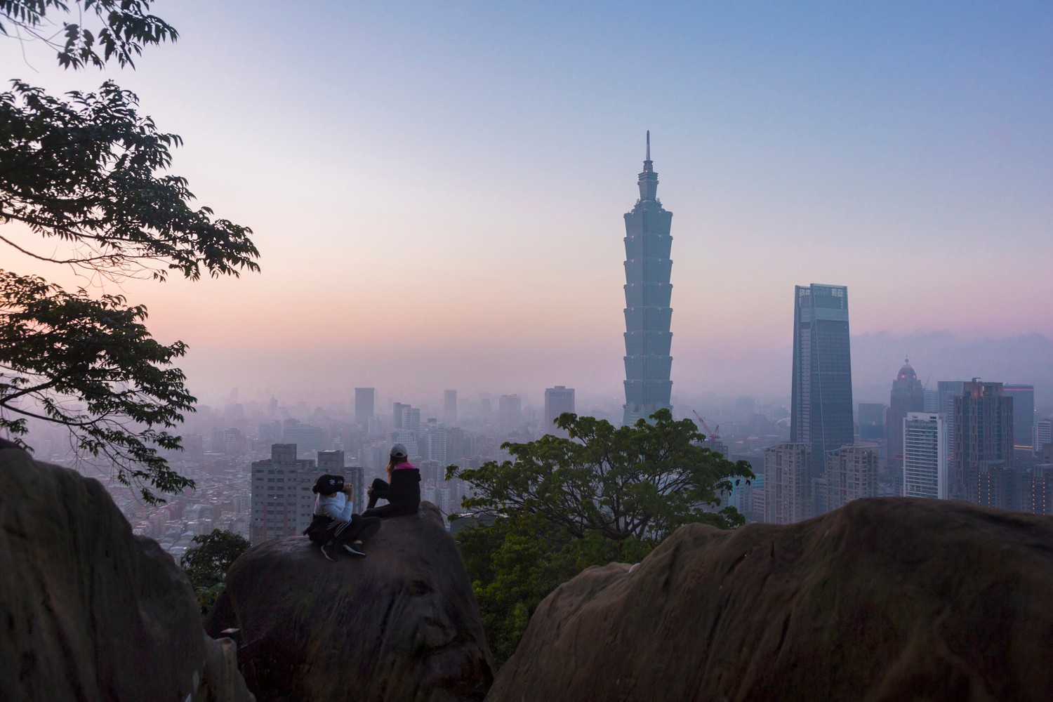 与101大楼合而为一,创造台北新天际线 — 台北南山广场