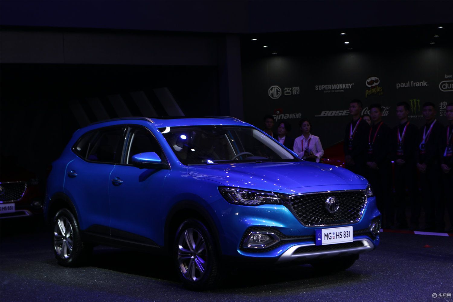 2018成都车展名爵hs发布预售1718万起