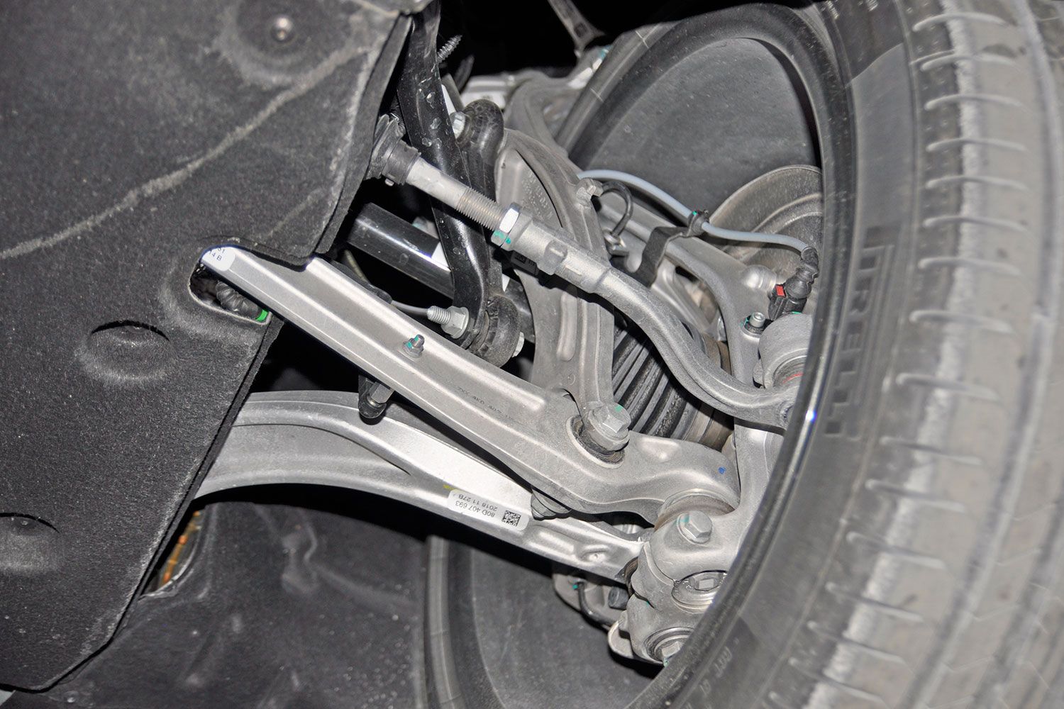 【技术讲堂】全新奥迪a6l底盘防护简析