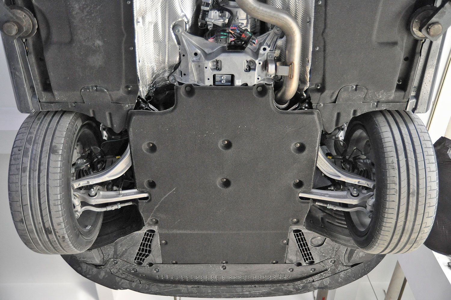 【技术讲堂】全新奥迪a6l底盘防护简析