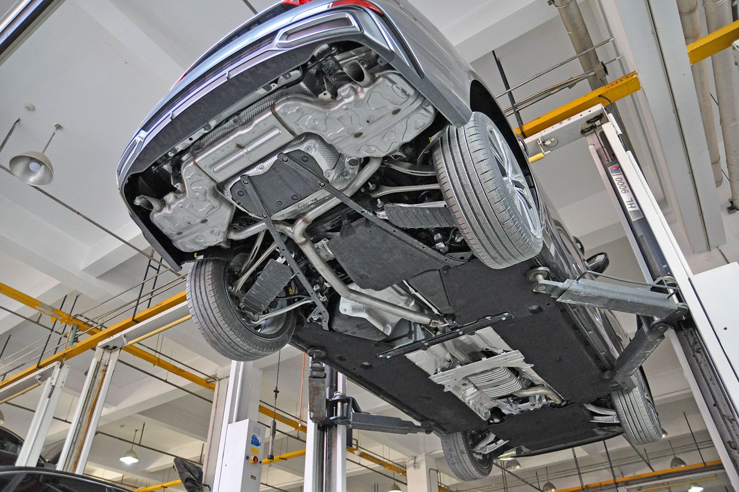 【技术讲堂】全新奥迪a6l底盘防护简析