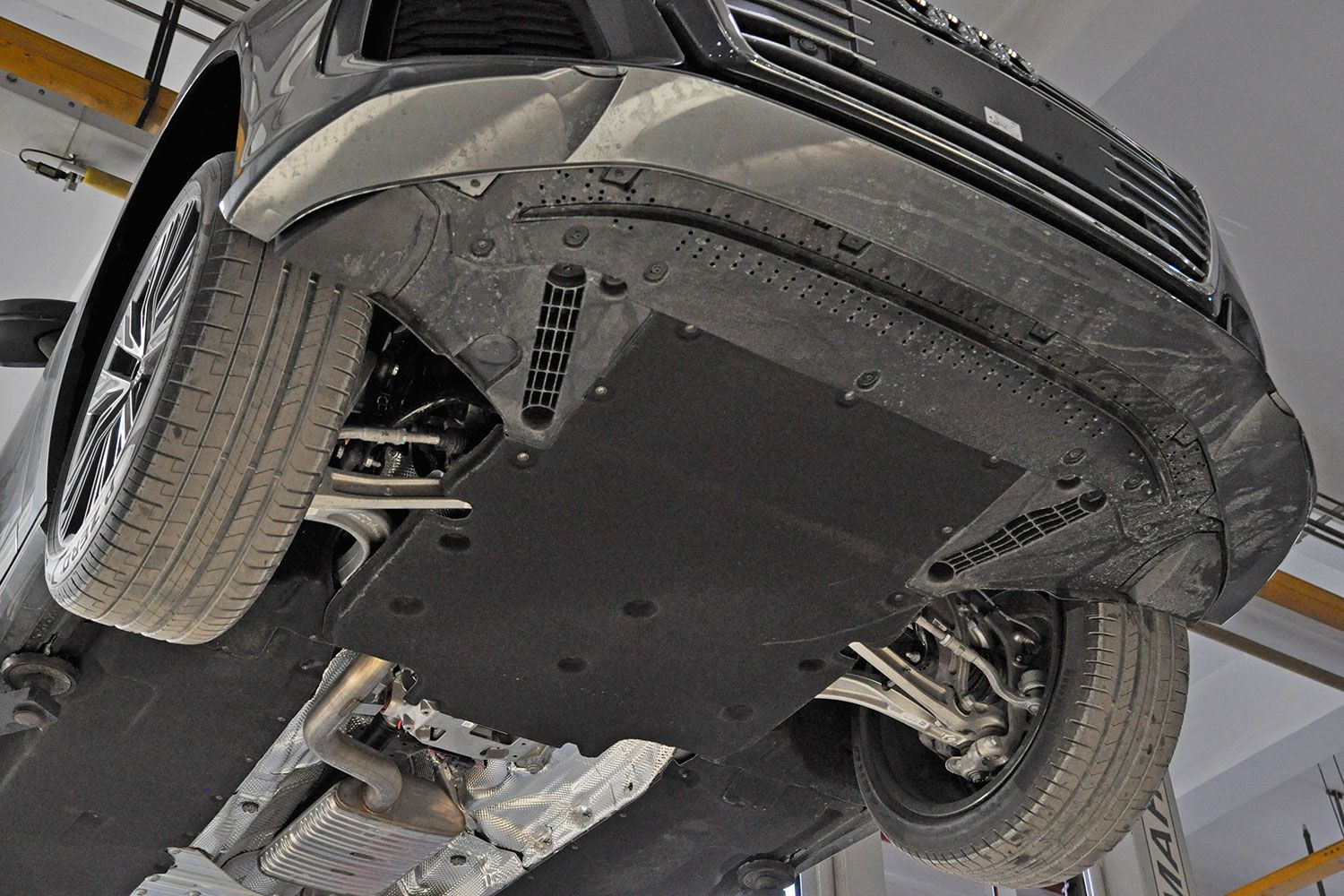 【技术讲堂】全新奥迪a6l底盘防护简析