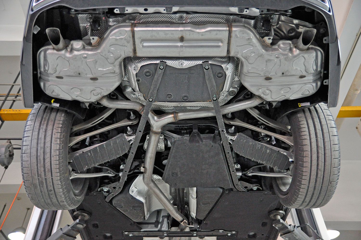 【技术讲堂】全新奥迪a6l底盘防护简析