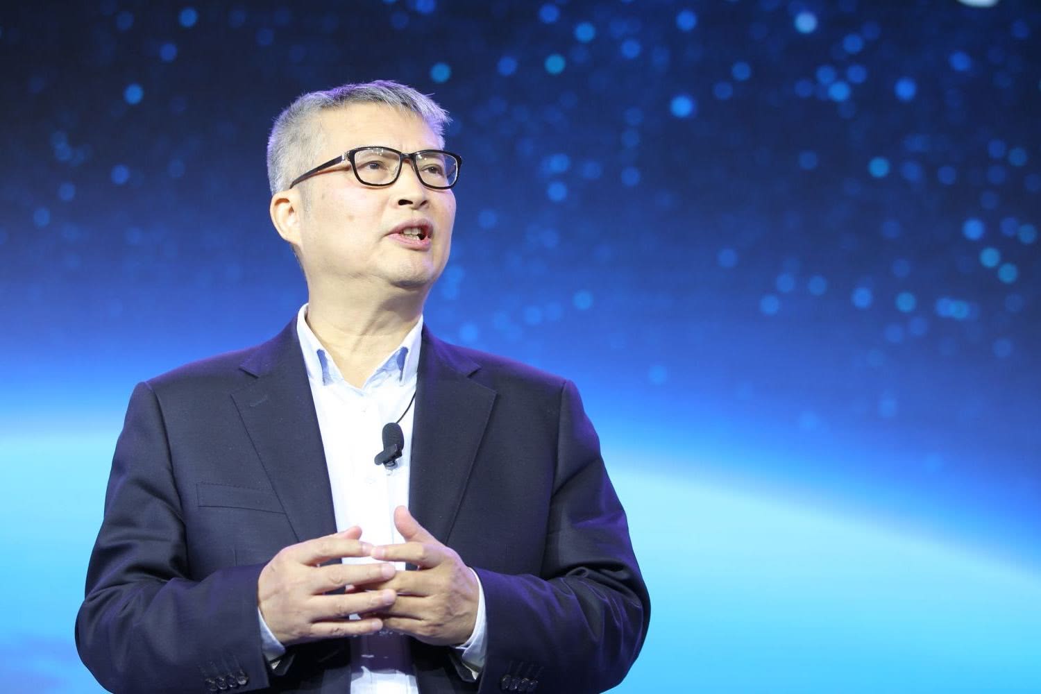 京东方创始人王东升手机界背后的烧钱王:从亏损百亿到年入千亿,它与