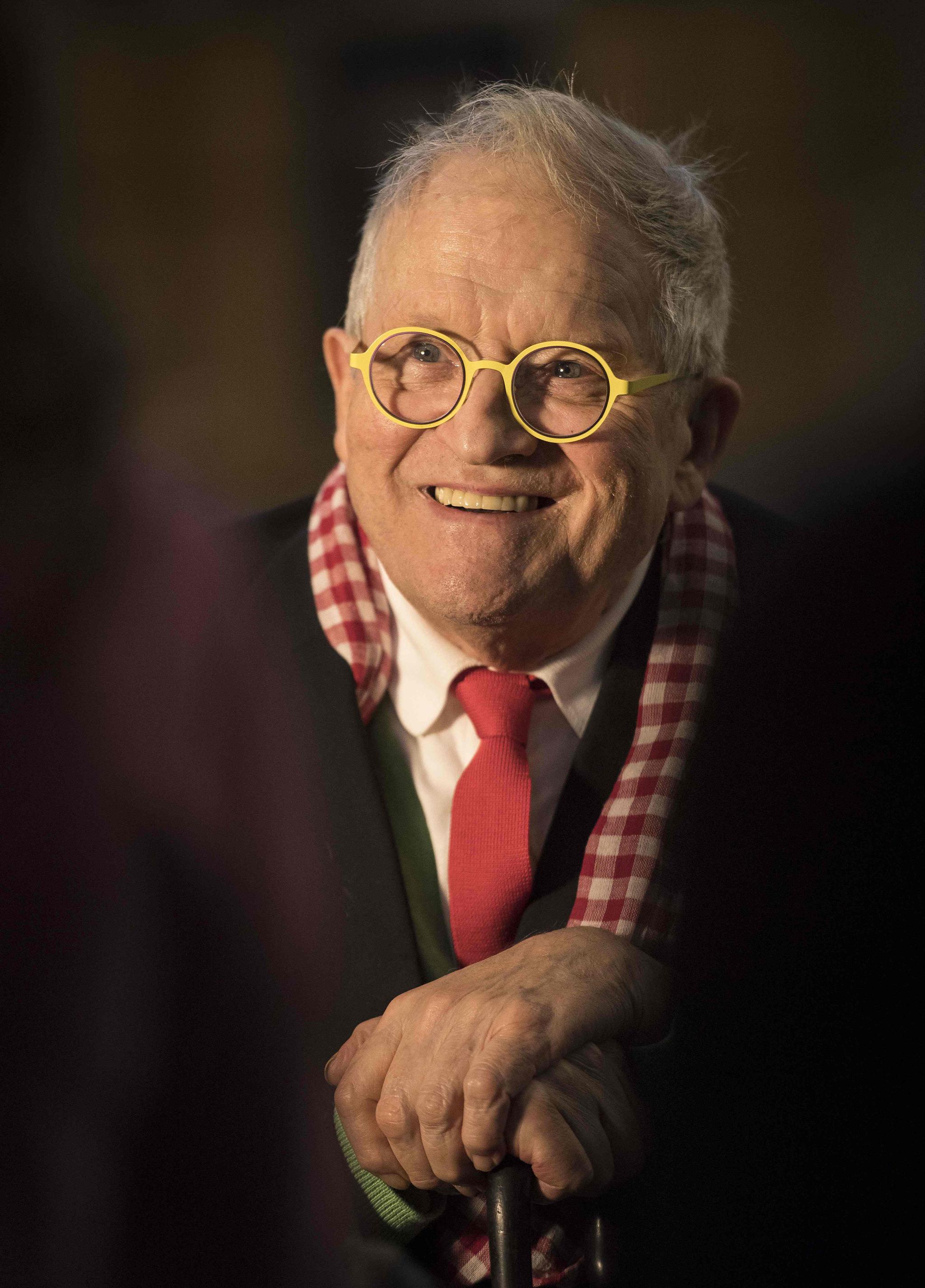 此次,这幅画作的卖家虽然没有公开,但是据报道是英国亿万富翁乔