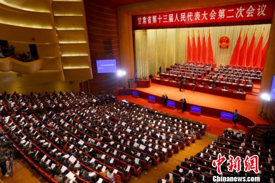 甘肃政协委员热议通道优势 倡以全民消费促经