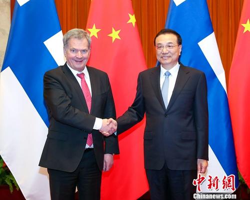 1月15日,中国国务院总理李克强在北京人民大会堂会见来华进走国事访问的芬兰总统尼尼斯托。#####filter0#####记者 刘震 摄