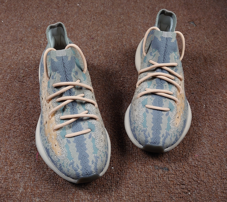 更耐脏的大地色装扮下一双yeezy380明年2月发售