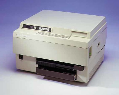 桌面打印的激光打印机,并且使用的是单页纸(ibm3800这种大机器用连续