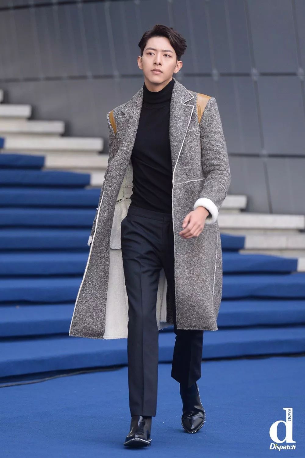 据urbanemusic方面表示,《高校rapper2》出演者尹炳浩将参与swings新