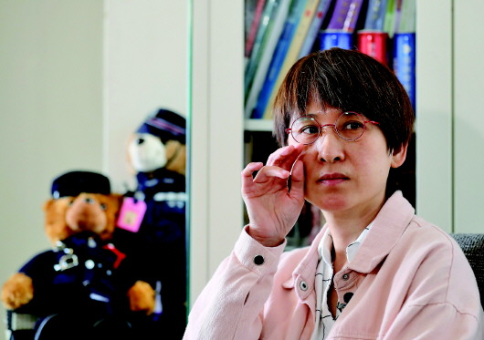 新华社记者李钢摄新华社香港5月31日电(记者朱玉,洪雪华)这个55岁的