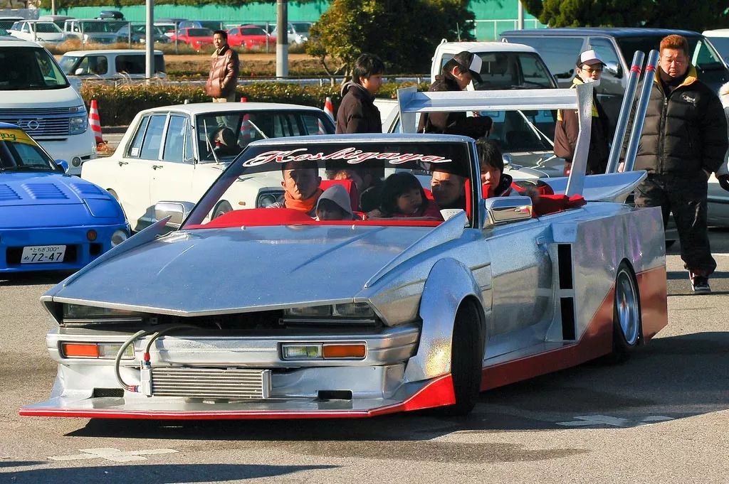 非主流还是个性?一起认识下日本兰博基尼暴走族