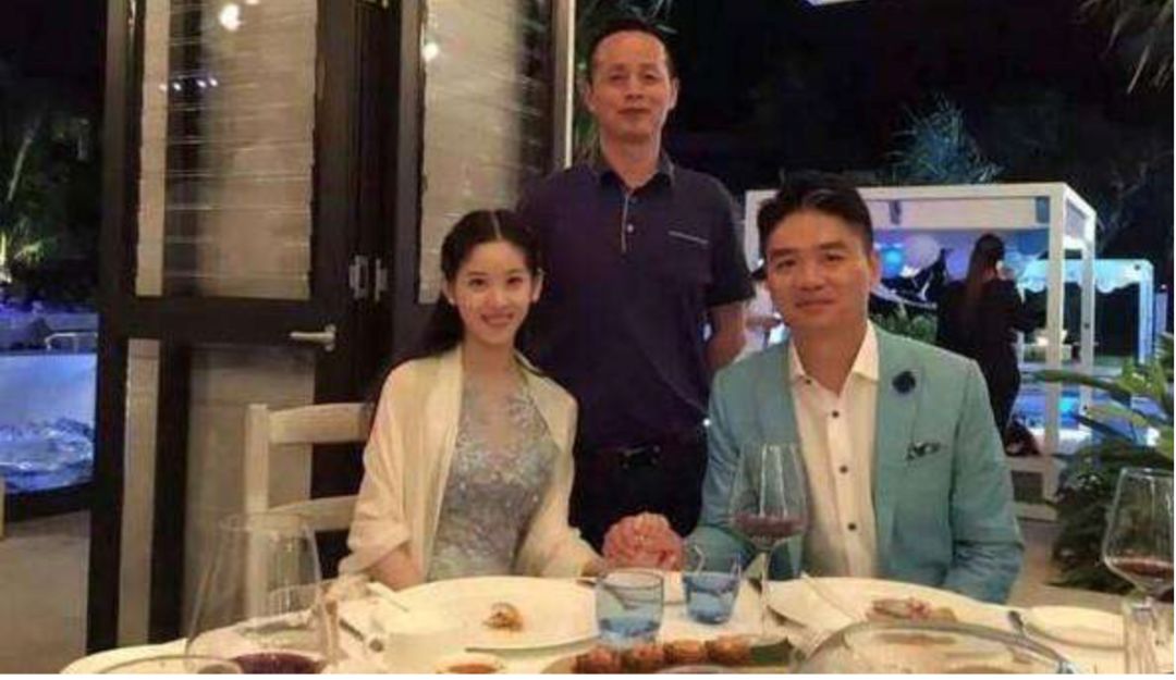 站在性侵案两端的商人父亲|明尼阿波利斯|章丽厚|崔海涛_新浪新闻