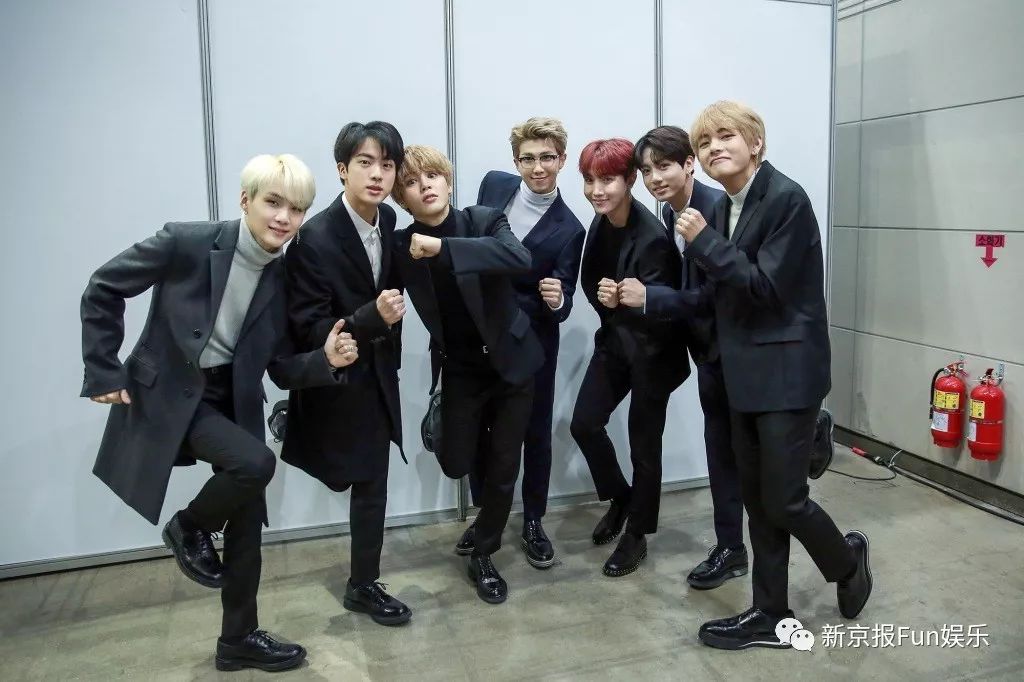 图源组合官微2016年凭借专辑《wings》成为首个进入itunes top album