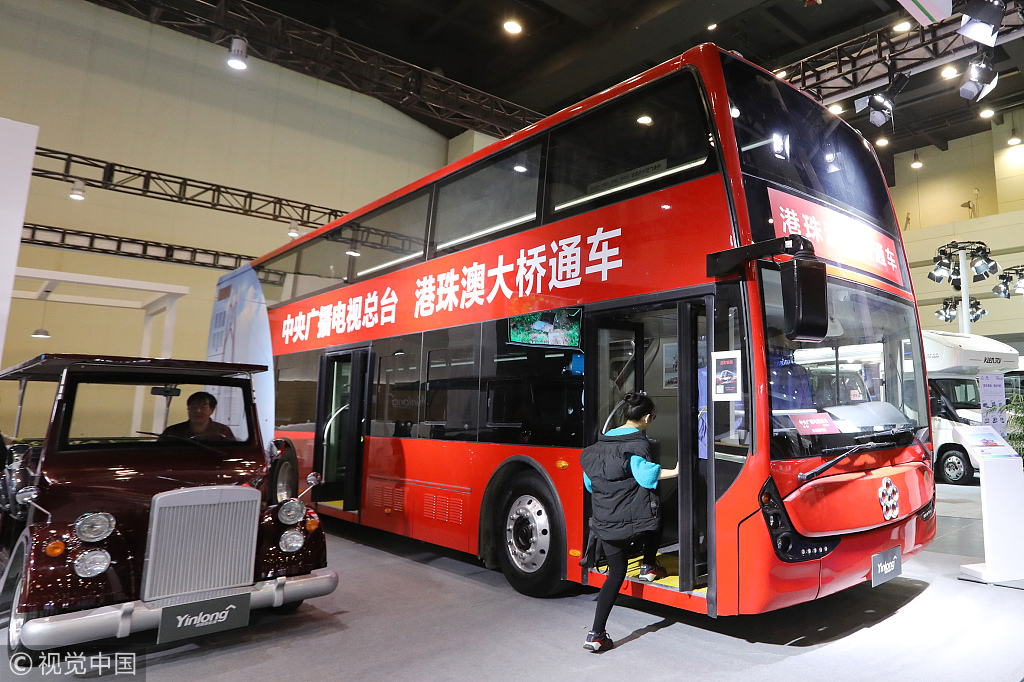 　2018年11月2日，银隆新能源双层巴士亮相郑州国际会展中心。