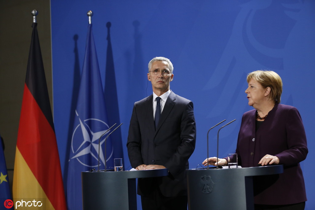 11月7日，德国总理默克尔和欧盟秘书长斯托尔滕贝格在德国总理府 @IC Photo
