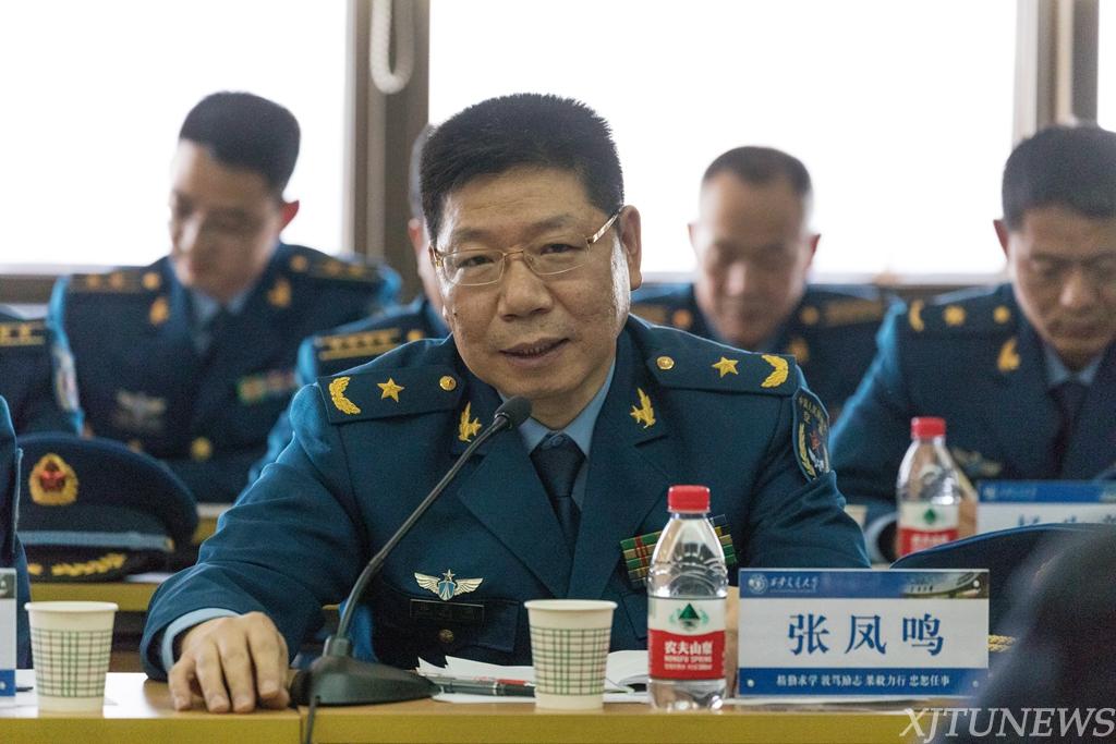 空军工程大学校长张凤鸣政委朱瑞一行来校调研