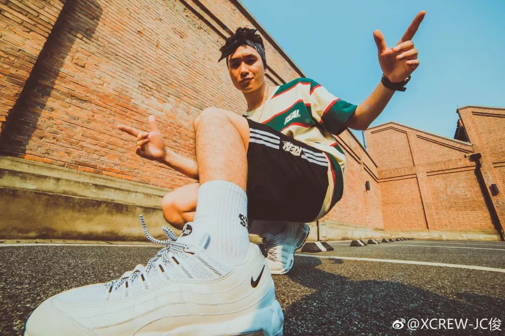 本周六潮流唱作人vava空降杭州还有热血街舞团人气选手jc俊