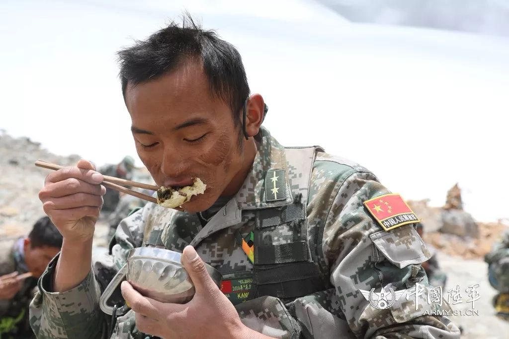 【高清】震撼!这是一组真实的西藏边防军人的脸