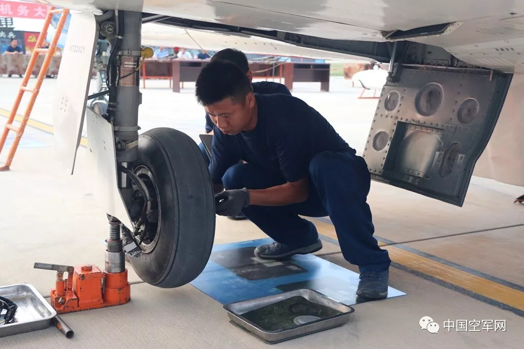 鞍山空调拆装价格 格力空调服务收费标准