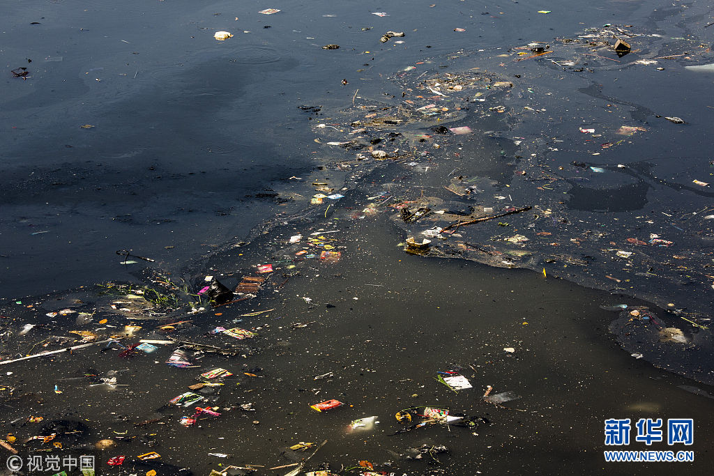 龙河(citarum river)被世界银行(world bank)评为"世界上最脏的河流"