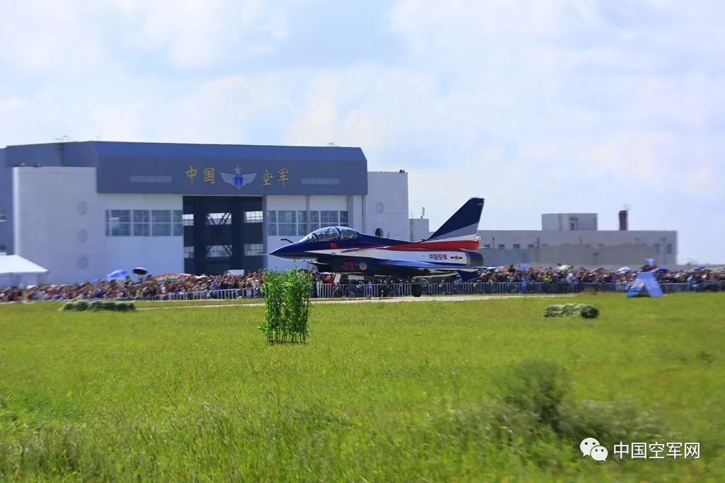没去航空开放活动不要紧小编上大图带你看现场