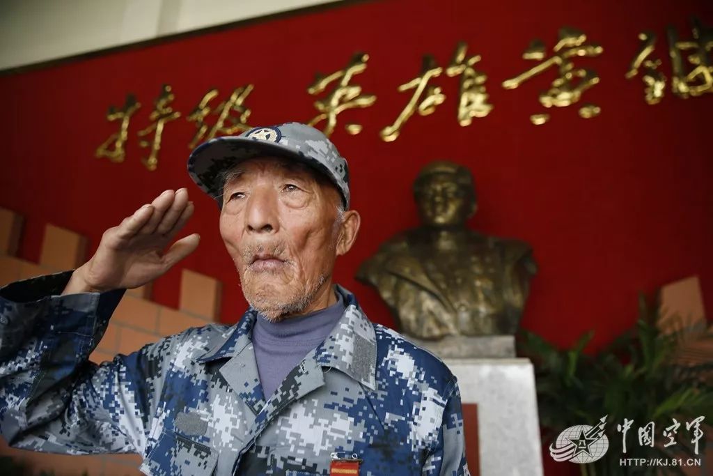 “黄继光!”“到!”|黄继光|官兵|张朋_新浪军事_新浪网