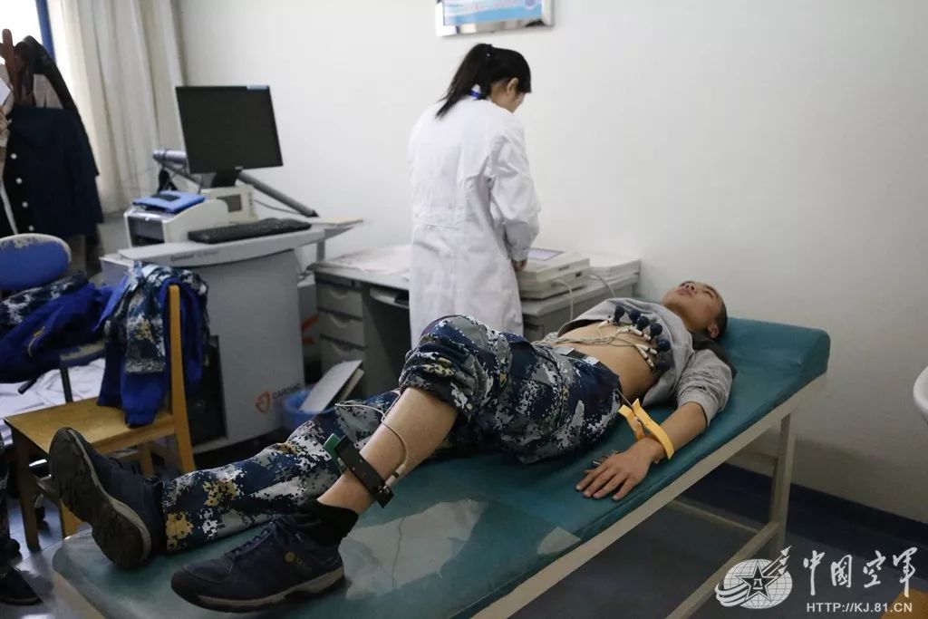 招飞体检合格后从航空班毕业的学长来信啦