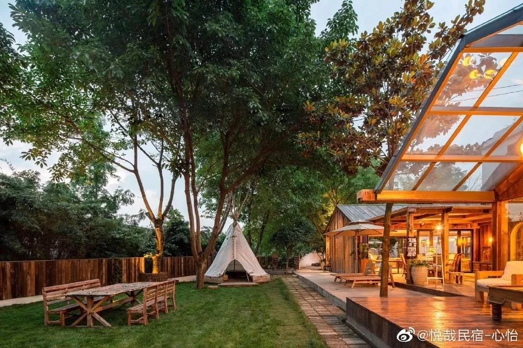 图:@悦哉民宿-心怡处处都是老物件,等风等你来大概三圣乡没有哪一个