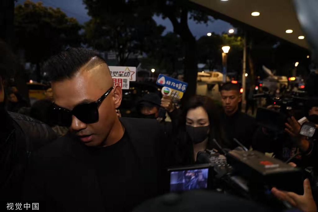 陈建州与范玮琪。