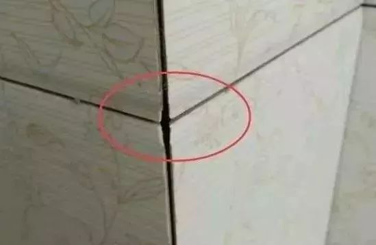 泥工师傅建议贴墙砖别做碰角,是言之有理还是手艺不行?