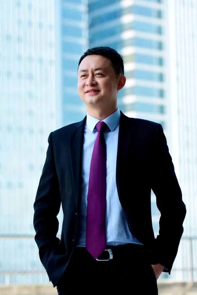 刘理长安街知事(微信id:capitalnews)注意到,此前担任该公司董事长的