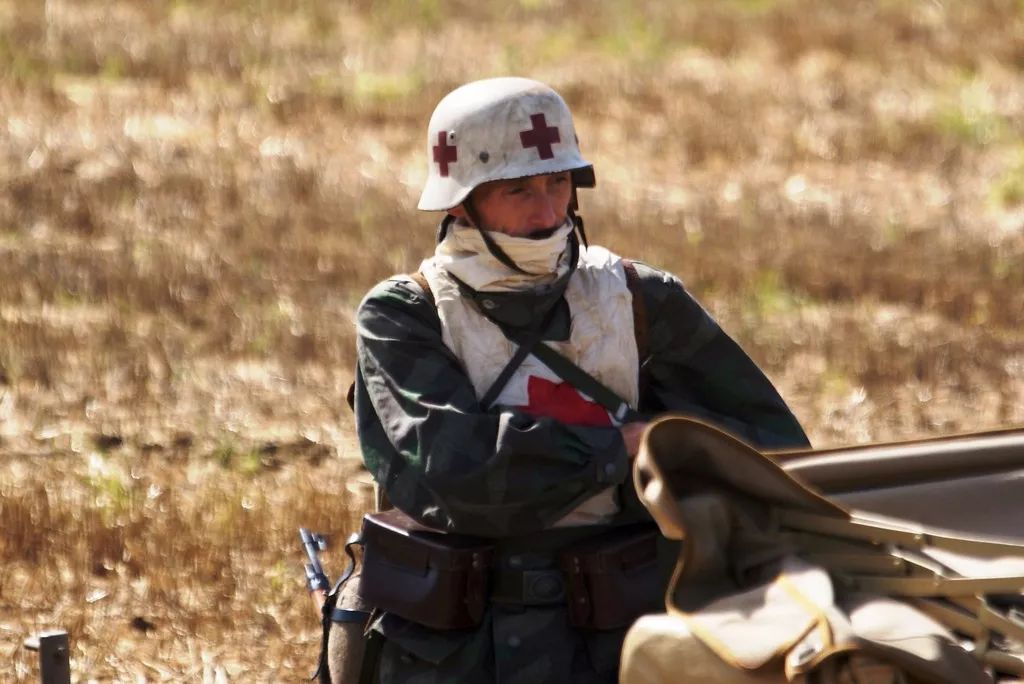 此外,德军军医在发明创造能力上也是赫赫有名,比如有一个德军军医原本