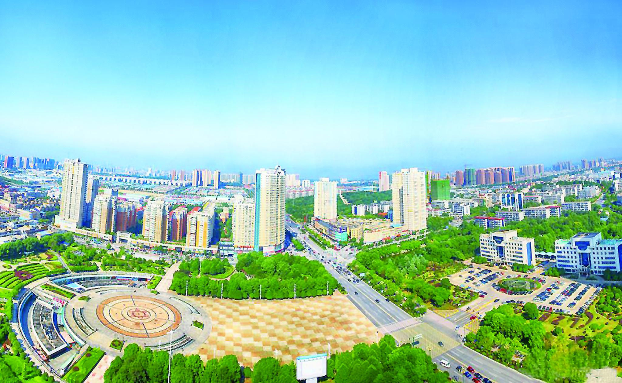 鸟瞰长沙县城,高楼林立,环境优美.