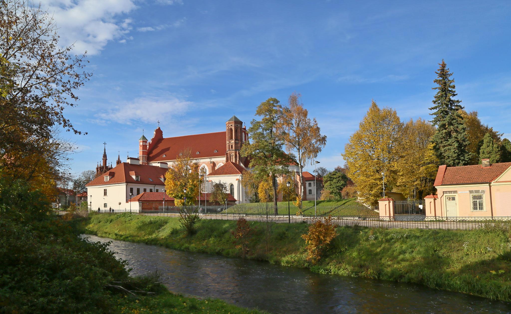 维尔纽斯秋韵醉人|维尔纽斯|立陶宛_新浪新闻