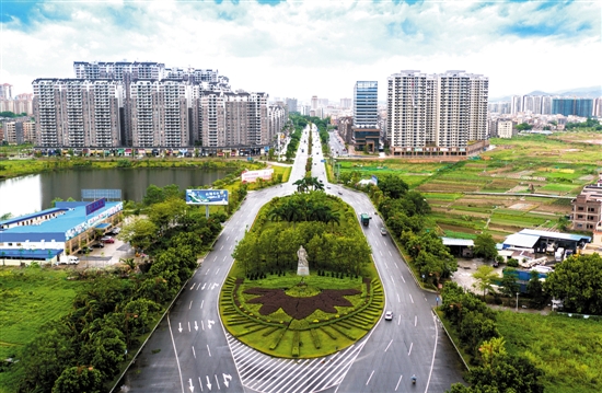 新兴打好三张牌推动高质量发展