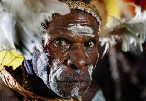 探秘印度尼西亚多配偶制小部落崇尚图腾文化