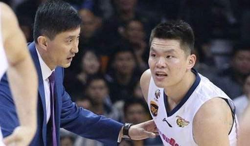 CBA广东队的更衣室,比想象的要低调,球队的标