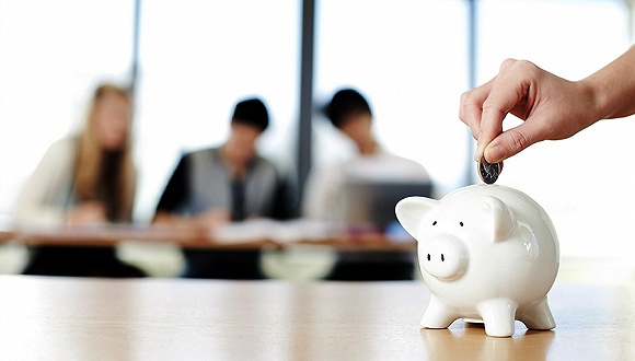 教育分期套路多:三个二维码扫出数千元贷款