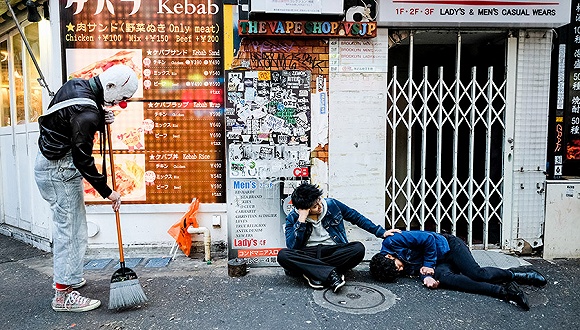 【天下奇闻】日本年轻人道出单身原因真相扎心