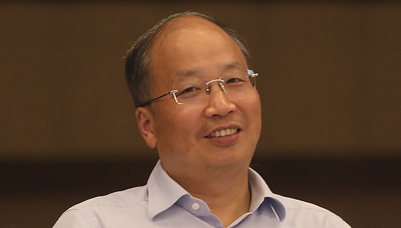 面对A股2600点和1.4亿股民,54岁易会满面临资