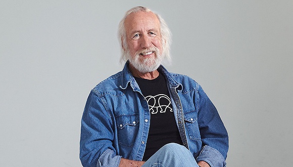 传奇广告人lee clow退休,他曾和乔布斯创造了苹果史上最经典的广告