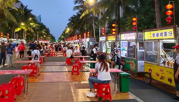 海大南门夜市"满血复活",海口街巷又现烟火味|小吃街_新浪财经_新浪网