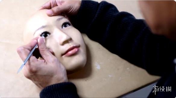 日本推出"超仿真人皮面具" 细微程度到毛细血管!